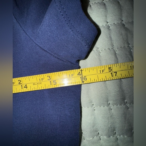 Lilly Pulitzer Navy V-Neck Women’s Top. Size XS. VGUC - Picture 7 of 10